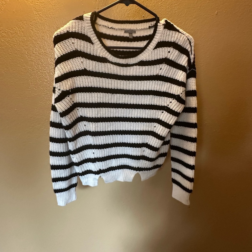 Charlotte Russe Monochrome Striped Knit Top